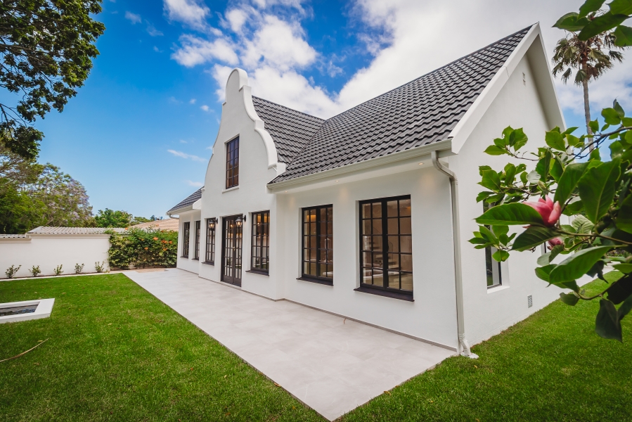 4 Bedroom Property for Sale in Fernridge Western Cape